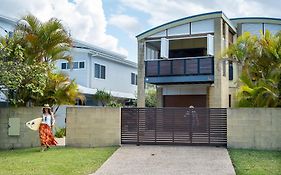 Coastal Getaway Across From Dicky Beach
